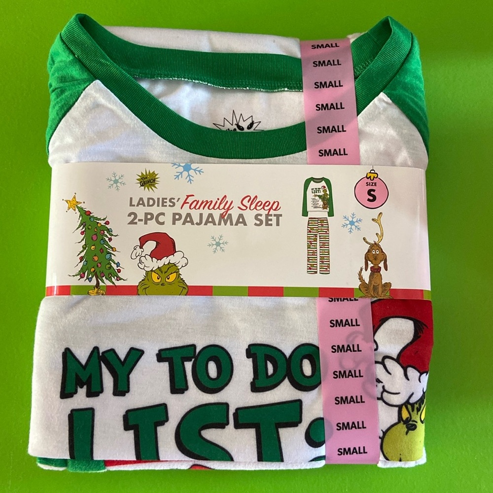 NWT The Grinch Womens Family Sleep 2-pc Pajama Set